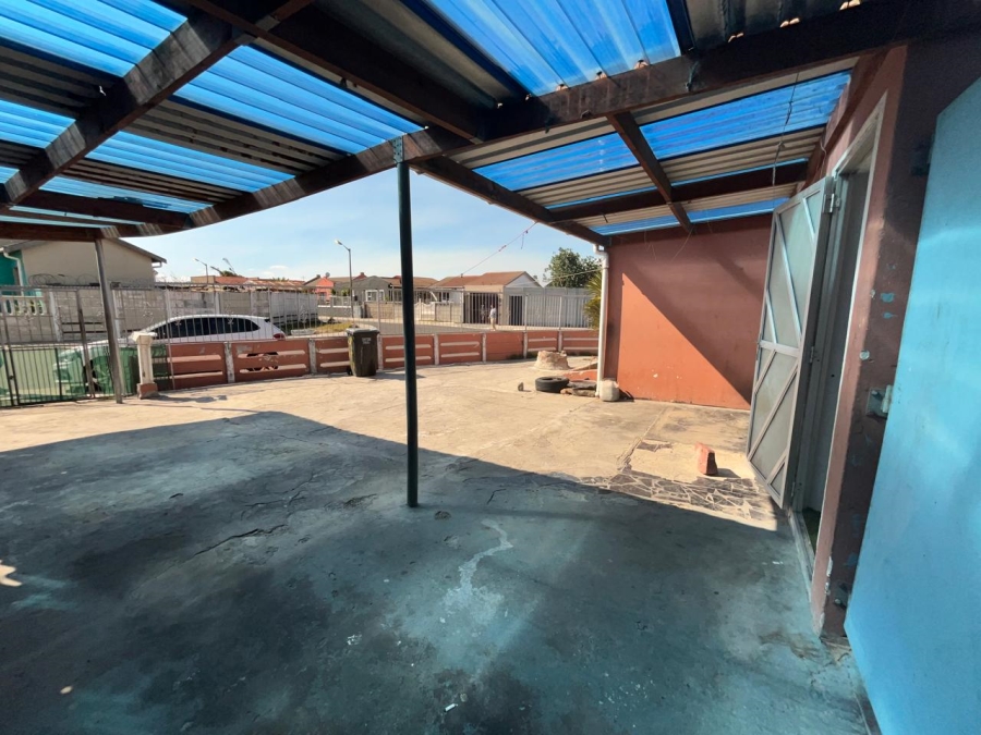 3 Bedroom Property for Sale in Eastridge Western Cape